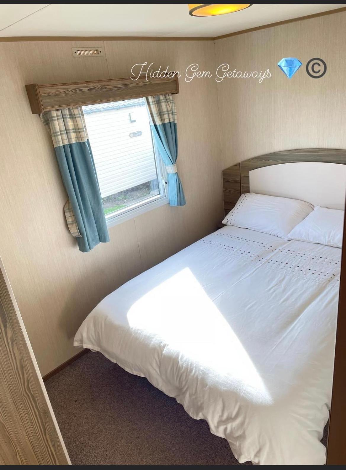 F&G Getaways Hotel Wyke Regis Екстериор снимка